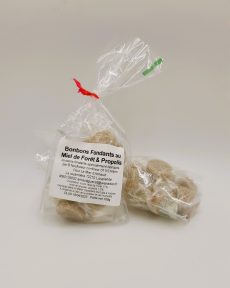 Les bonbons sont réalisés en partenariat avec la confiseure B. Neufcoeur dans l'Ain.